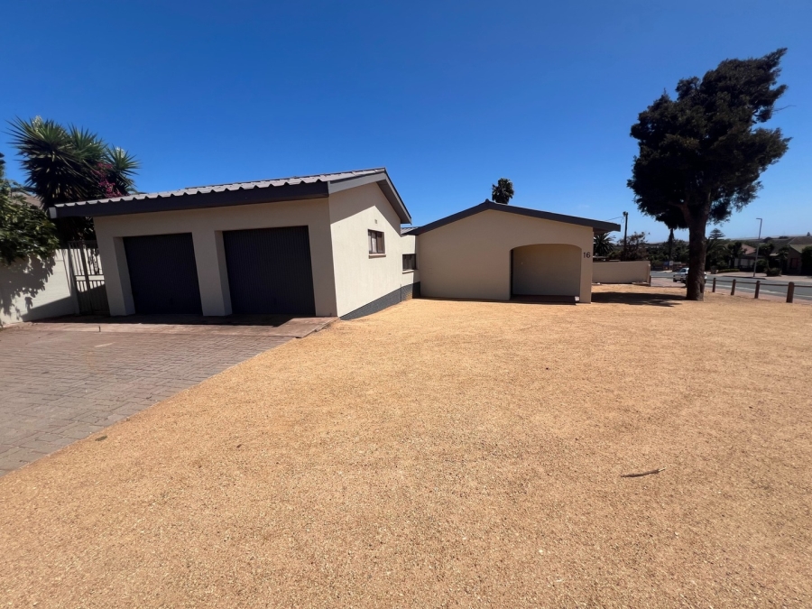 Commercial Property for Sale in Vredenburg Western Cape